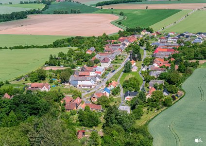 Obec Víska u Jevíčka - letecký pohled